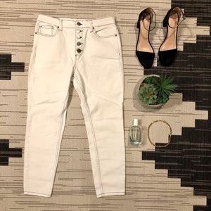 BDG | HIGH WAIST WHITE DENIM